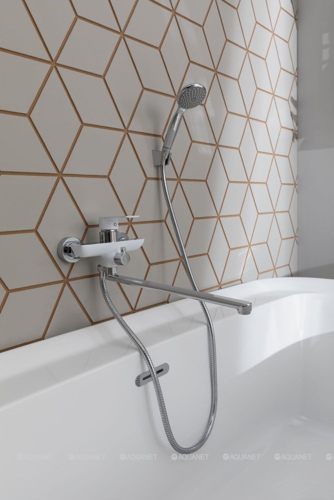Смеситель для ванны с душем Aquanet Arctic AF520-21СW Смеситель для ванны с душем Aquanet Arctic AF520-21СW