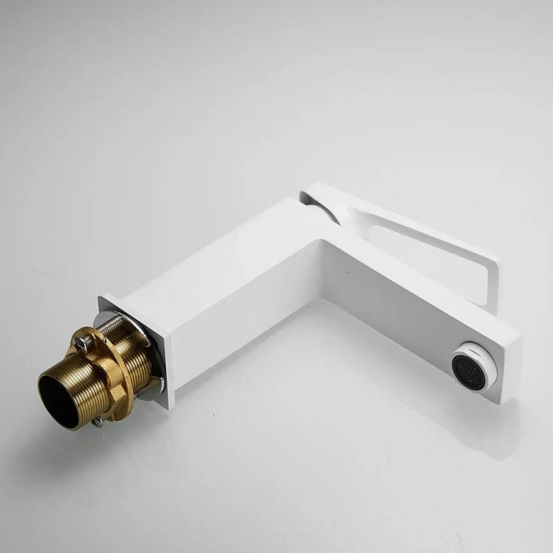 Смеситель для раковины Shevanik S68C S6801C Смеситель для раковины Shevanik S68C S6801C