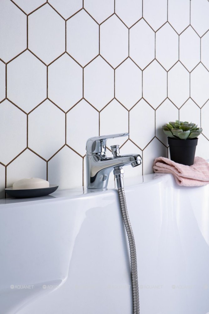 Смеситель на борт ванны Aquanet Pragmatic AF430-61С Смеситель на борт ванны Aquanet Pragmatic AF430-61С