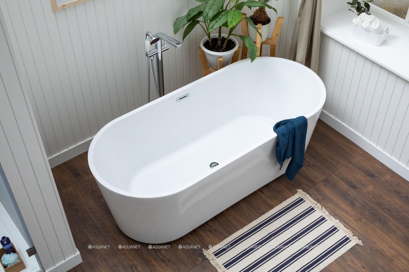 Смеситель для ванны с душем Aquanet JA-5001 Смеситель для ванны с душем Aquanet JA-5001