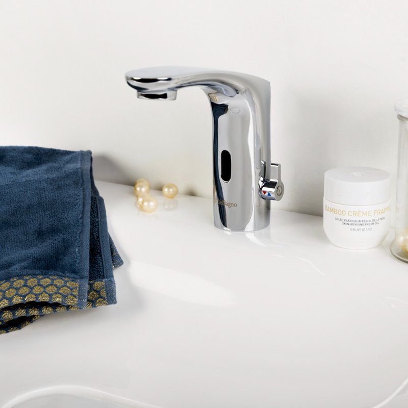 Электронный смеситель для раковины, хром ACQUA-ELV-CRM Электронный смеситель для раковины, хром ACQUA-ELV-CRM