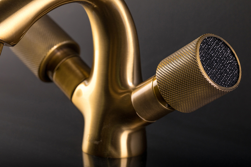 Смеситель для умывальника ROYAL CRYSTAL black, бронза_Комплект Смеситель для умывальника ROYAL CRYSTAL black, бронза_Комплект