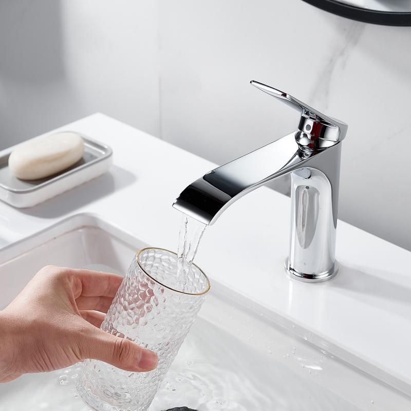 Смеситель для раковины Shevanik S41 S4101 Смеситель для раковины Shevanik S41 S4101