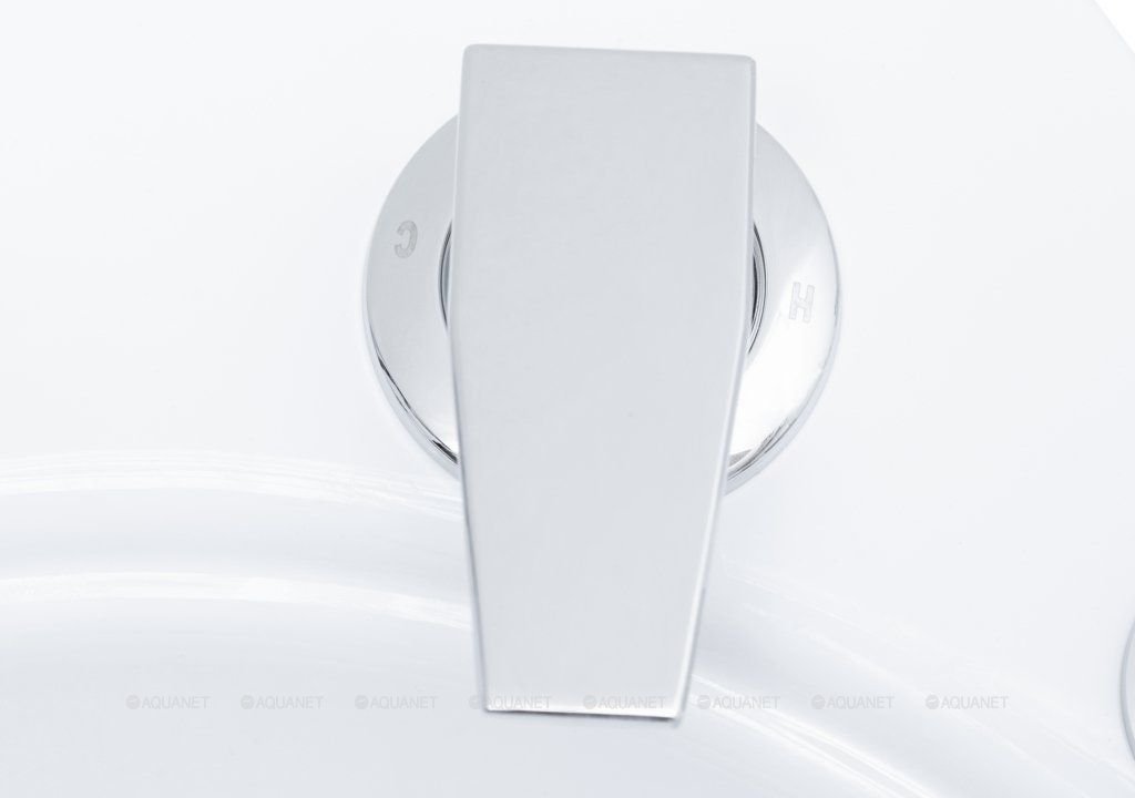 Смеситель на борт ванны Aquanet B12p Смеситель на борт ванны Aquanet B12p