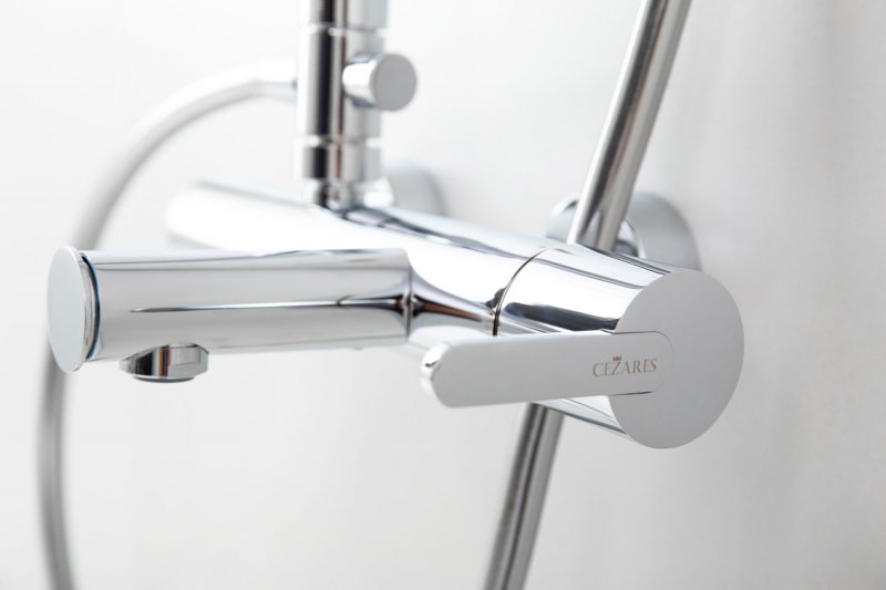 LEAF-CVDA-30-ST Душевая стойка телескопическая, с изливом с верхним и ручным душем Исполнение: Satinox  LEAF-CVDA-30-ST Душевая стойка телескопическая, с изливом с верхним и ручным душем Исполнение: Satinox