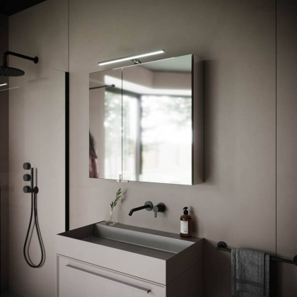 Зеркальный шкаф для ванной комнаты  SANCOS Hilton 800x148х740 мм, с LED подсветкой,арт. Z800