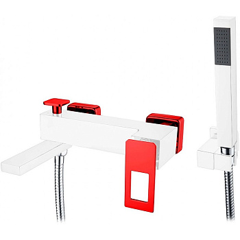 Смеситель Q для ванны WhiteRed