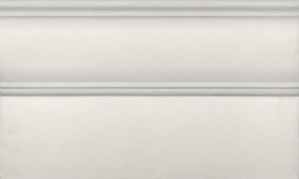 Плинтус FMB024 Борромео бежевый светлый 15*25*15 (уп\13шт), шт Плинтус FMB024 Борромео бежевый светлый 15*25*15 (уп\13шт), шт