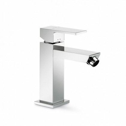 Смеситель для биде FUTURA однорычажный с донным клапаном, хром Смеситель для биде FUTURA однорычажный с донным клапаном, хром