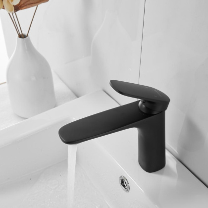 Смеситель для раковины латунь, черный S8501H Смеситель для раковины латунь, черный S8501H