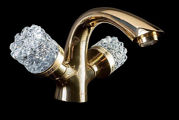 Смеситель для умывальника_Комплект