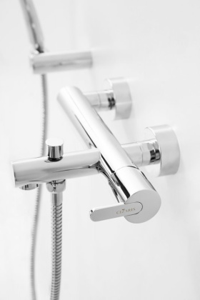 LEAF-VD-SS Смеситель для ванны и душа однорычажный в комплекте с ручным душем, шлангом и держателем Исполнение: Sunset 