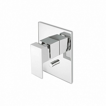 Встроенный однорычажный смеситель FUTURA для душа с переключателем на два потока, хром Встроенный однорычажный смеситель FUTURA для душа с переключателем на два потока, хром