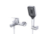 DUE Смеситель для ванны и душа в комплекте с ручным душем, шлангом и держателем, хром DUE-VASM-CRM