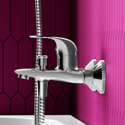 D1101000 Stark cмеситель для ванны и  душа