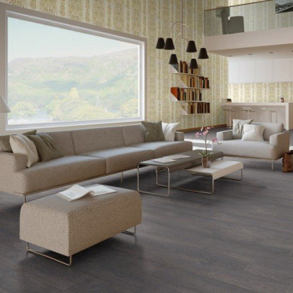 Ламинат Quick-step Perspective UF1389 Доска дуба темного старинного  (9,5 мм/32 кл/1,507м2)1380*156, м2 Ламинат Quick-step Perspective UF1389 Доска дуба темного старинного  (9,5 мм/32 кл/1,507м2)1380*156, м2