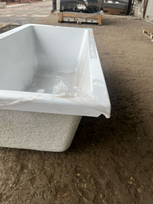 Ванна "BIANCA" 160*75 с каркасом Ванна "BIANCA" 160*75 с каркасом