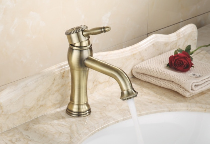 Смеситель для раковины латунь R0401Q