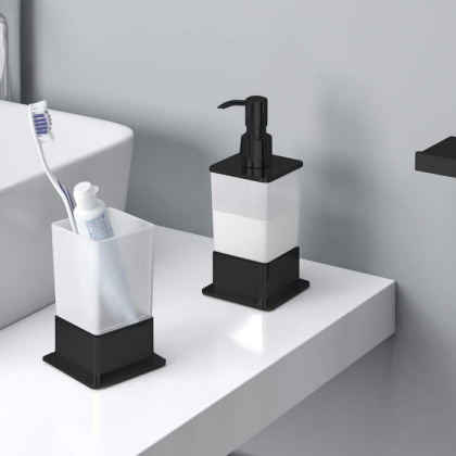 Стакан настольный EXCELLENT Riko (черный)