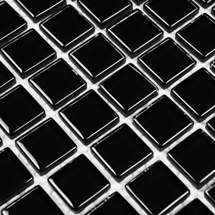 Мозаика стеклянная Super Black (чип 4*15*15) 300*300 (22шт-1.98м2), м2
