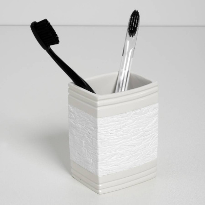 Стакан для зубных щеток Main, 6,3х10,2х7,7 см, белый, K-4728