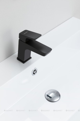 Смеситель для раковины Aquanet Gotic AF440-10B Смеситель для раковины Aquanet Gotic AF440-10B