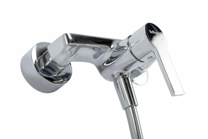 AURORA Смеситель для душа в комплекте с ручным душем, шлангом и держателем, хром AURORA-ESDM-CRM