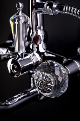 Смеситель для ванны (душевой комплект)_Комплект