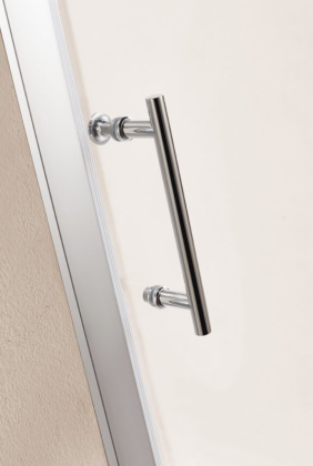 Шторка на ванну ECO-O-VF-2-170/145-C-Cr Условные размеры:1700х1450 Габариты с диапазоном регулировок: (1680-1710)х1450 Ширина входа: 545 