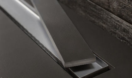 13701228 Душевой лоток Pestan Confluo Frameless Line 300 Исполнение: Хром матовый 