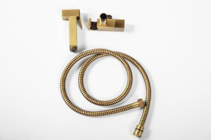 CZR-L-DIF-01 Гигиенический душ с гибким шлангом 120 см и держателем Исполнение: Хром  CZR-L-DIF-01 Гигиенический душ с гибким шлангом 120 см и держателем Исполнение: Хром