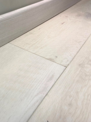 Кварц-виниловый ламинат SPC Aspenfloor Natural Touch NT3-01 Дуб Горный 4V (5,5мм//2,245м2) (1 220мм*184мм), м2