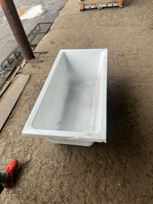 Ванна "BIANCA" 160*75 с каркасом Ванна "BIANCA" 160*75 с каркасом