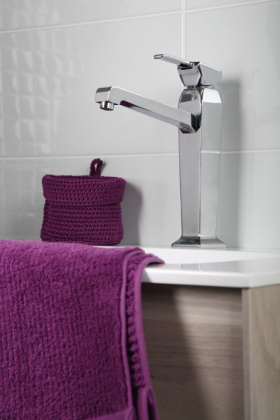 LEGEND-LSM2-A-03/24 Смеситель на раковину однорычажный, высокий, с донным клапаном, золото, ручка золото LEGEND-LSM2-A-03/24 Смеситель на раковину однорычажный, высокий, с донным клапаном, золото, ручка золото